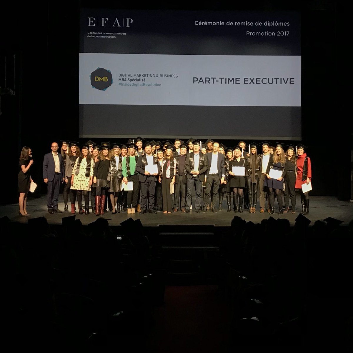 EFAP_'s tweet photo. Félicitations à nos nouveaux diplômés du #MBADMB Part-Time Executive ! 🎓🎉👏👏👏 https://t.co/jtb5IcblQT