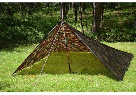 LightHeartGear's tweet photo. Weighing 1lb our 8'x10' tarp is an extremely lightweight option for use as a shelter, extra space or to keep gear dry in the rain. With various set up configurations our tarp is always a good thing to keep in your pack. Shop now : https://t.co/E7tKgJX1LS https://t.co/ysPNVakYQJ