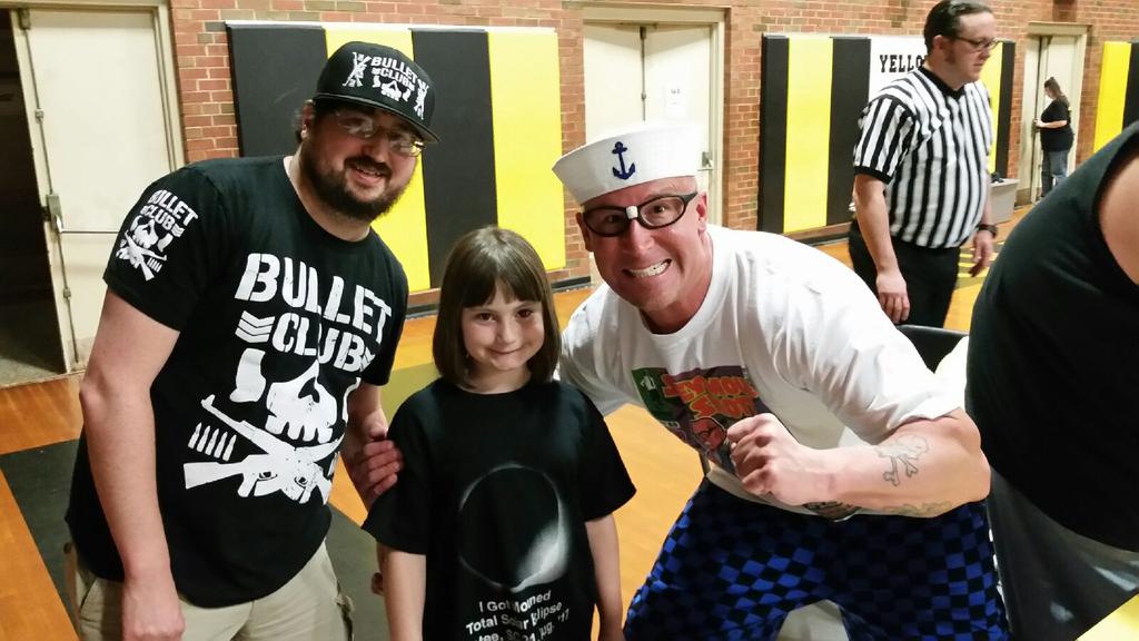 psychoj1983's tweet photo. @BustedOpenRadio My daughter and I with @SeymourSnott at the @RAGE_Warriors event Saturday. #BustedOpenLive https://t.co/77GlVM1fAb