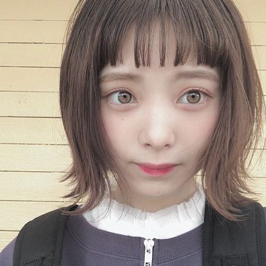 これで裸眼とか この子声も可愛いんだよなぁ これで裸眼とか この子声も可愛いんだよなぁ