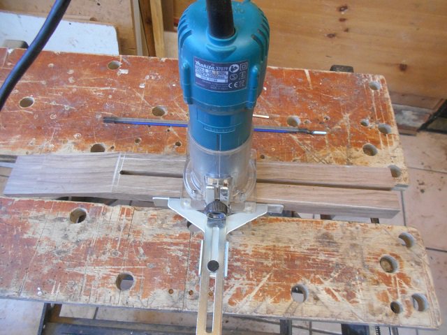 DeFaoiteGuitars tweet media