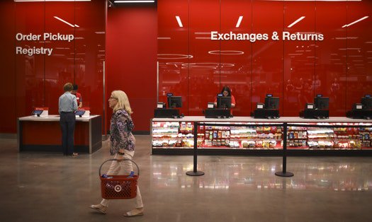 StarTribune's tweet image. Target spending $250 million to remodel 28 Twin Cities stores in 2018 strib.mn/2oNKUA8