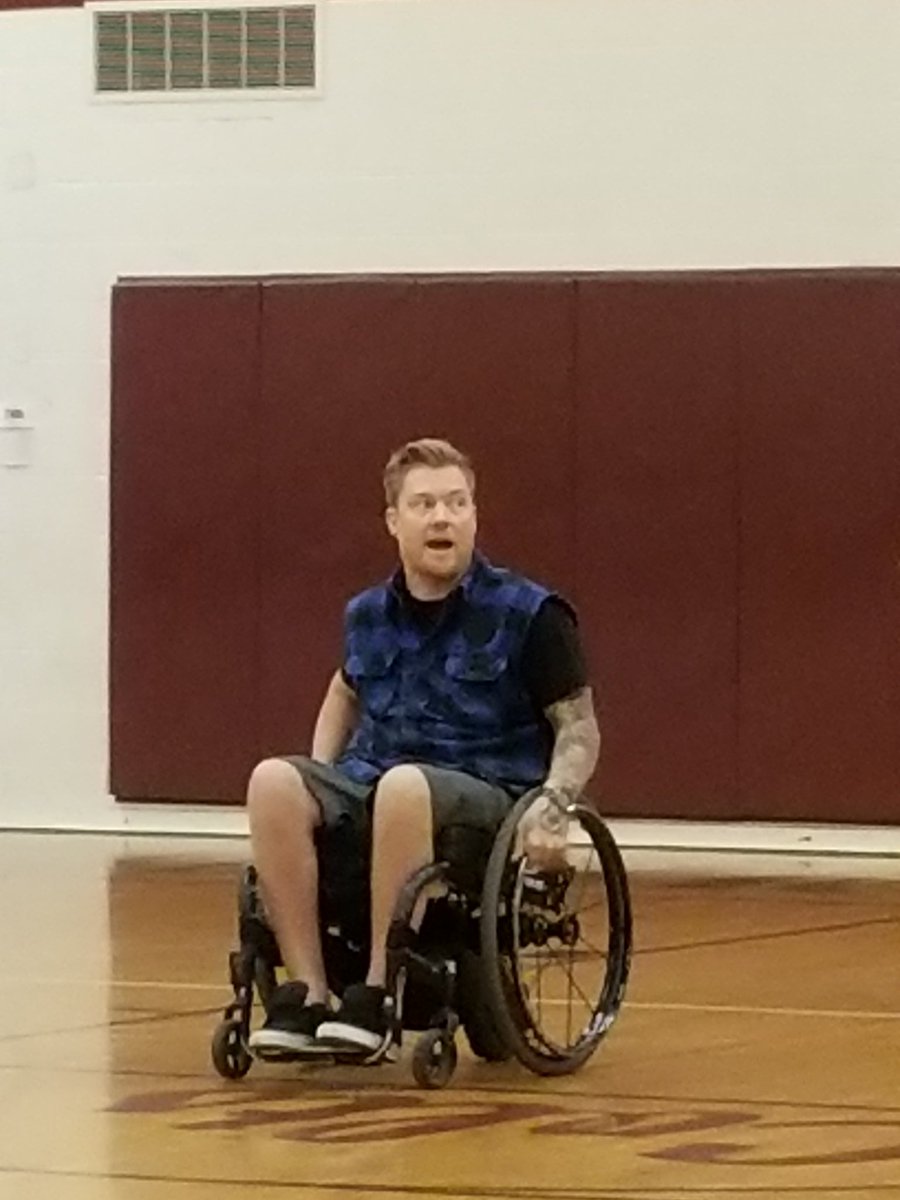 nmarion_high's tweet photo. Kevin Brooks, national motivational speaker, kicking off Drive 4 Life.  His message....your choices will change your life.  Make sure the change is a positive one.  @wkmcateer4 https://t.co/eJ03TBD01Z