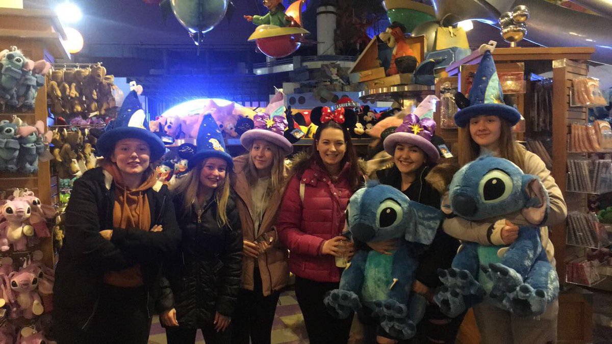 <a href="/EuroStudyTours/">European Study Tours</a> #Live!2018 Psychology Live! At Disney... feel like a 5 year old all over again😊 <a href="/BlackpoolSixth/">Blackpool Sixth</a>