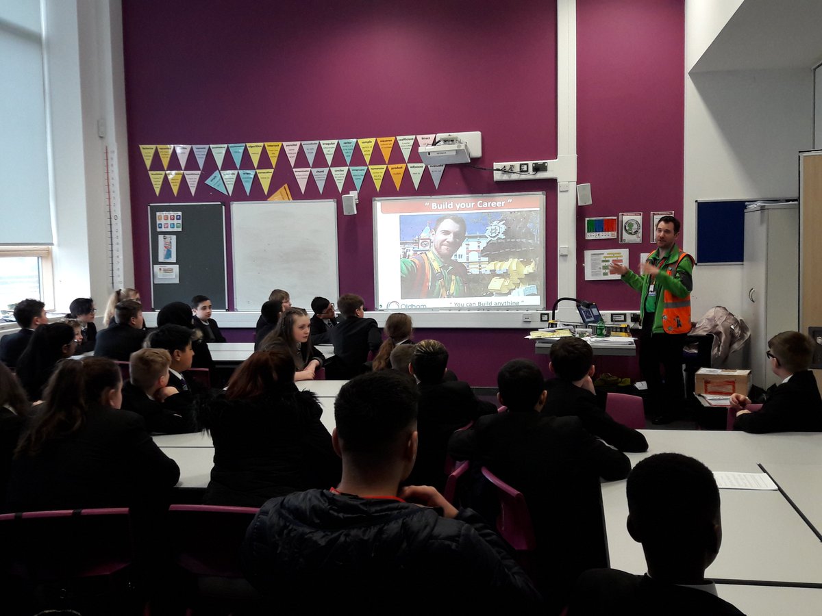 Aimee_Future's tweet photo. Past and present students from @OSFC_Info coming back to inspire Year 8 students @NewmanRCCollege #Alumni https://t.co/6UnEfLq1Em
