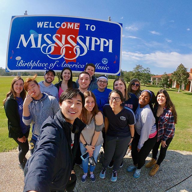 MCPHSAdmissions's tweet image. Members of Habitat for Humanity at MCPHS have officially arrived in Mississippi for #AlternativeSpringBreak! They will be building homes in Hattiesburg, MS. #MCPHSmoments