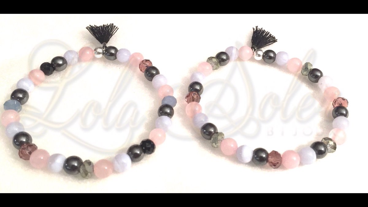LolaSolerBijoux's tweet image. Volvemos a tener disponibles las pulseras Lucia! Con calcedonia, hematite, cuarzo rosa, cristales facetados y bolita de plata. 25€!!! Unidades Limitadas!!!! 📲Wp al 665213741 o 615430300! #lolasolerbijoux #hematite #calcedonia #cuarzorosa