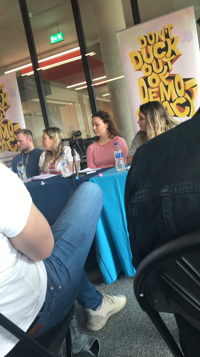 chlo_barton_97's tweet photo. So proud of @CatrionaEmily today as she smashed question time💪🏼 don’t forgot, voting opens tomorrow (2:15) for the SU elections - every vote counts❤️ #voteWorc #arrmateyvoteforkatie https://t.co/ckPIpJUSb3