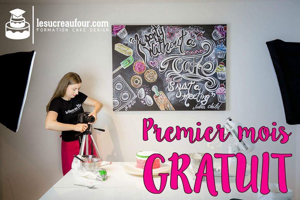 lesucreaufour's tweet photo. Il y a un an, je prenais la décision de ne plus vendre de gâteaux et d'offrir seulement des cours de gâteaux. Pour célébrer, je vous offre une promo pour tout le mois de mars, un mois GRATUIT pour les nouveaux membres privilégié(e)s. Abonnez-vous sur https://t.co/KiIHHj4dmx https://t.co/dtlj1Lefn1