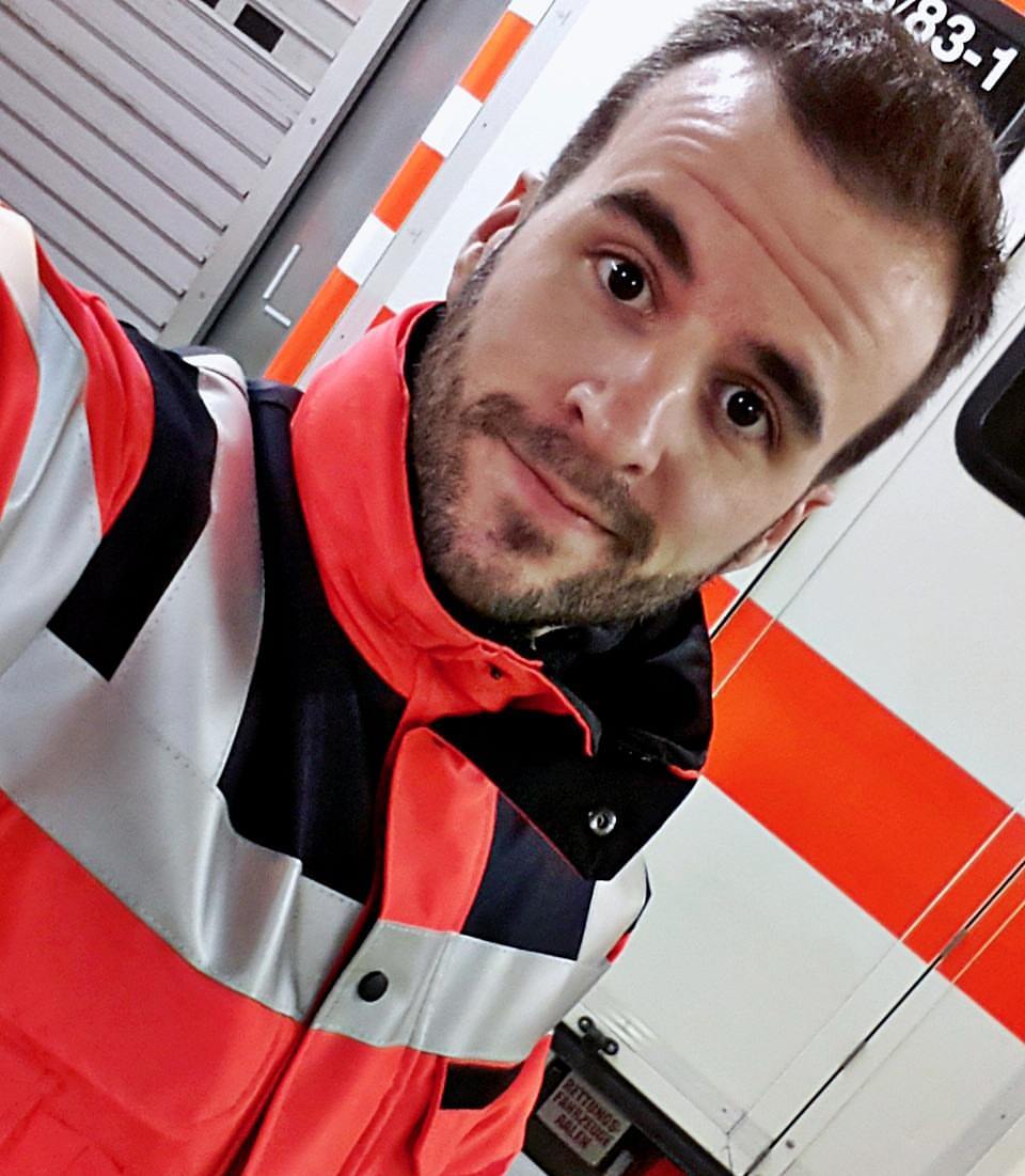 Vom Erfolg der <a href="/RetterHerzen/">Dominique Nardin</a> auf #Instragram spricht Dominique Nardin auf dem #Event #MedMen2018 #Medizinjournalismus #sanitäter #rettungsdienst #feuerwehr #retter #retterherz #blaulicht #Einsatz