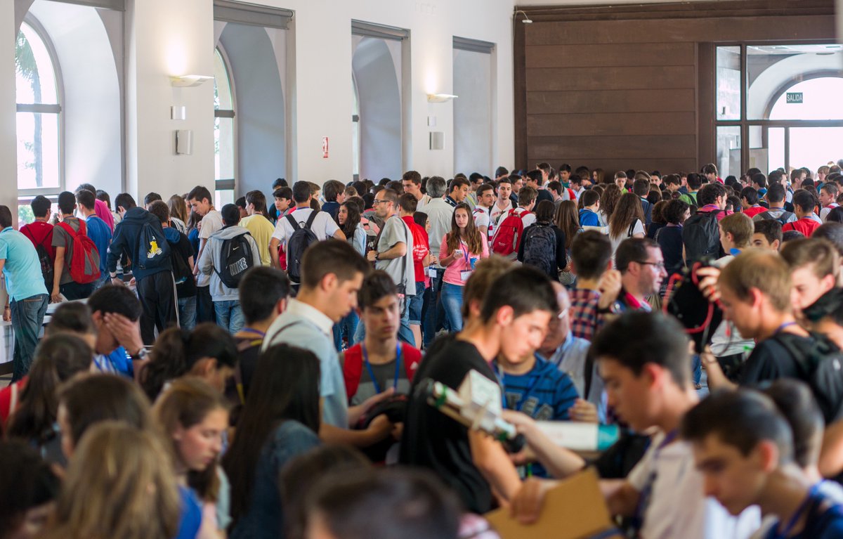 arduino's tweet image. 🏫 Did you know Arduino's CTC 101 program has already been used by more than 17,700 students throughout the world? #STEAM