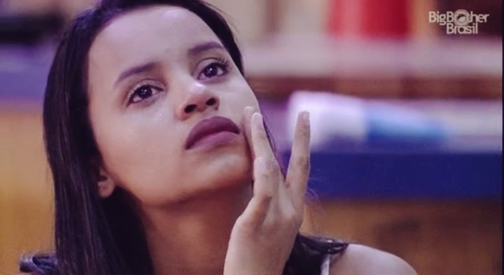lovegleigner's tweet photo. Tudo vai dar certo e você vai voltar pisando em todo mundo que te julga por motivos incoerentes! Nós vamos fazer de tudo pra que o melhor aconteça. Fica bem, meu amor! ❤

#BBB18 #TeamGleici https://t.co/7B3Stgkjzz