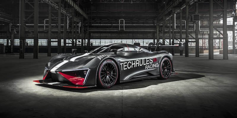 LeMobiliste's tweet photo. Qui a dit que la voiture était morte ? Que Supercar ne pouvait pas rimer avec écologie ? C'est faux. Pour le plaisir des yeux et de la technologie, la @Techrules_Auto #RENRS -> https://t.co/61yNZGqVaT Une furie Hybride à turbines de 1 287ch @FIAFormulaE #Surpercar #EV #VE #Auto https://t.co/wqaVqzvre2