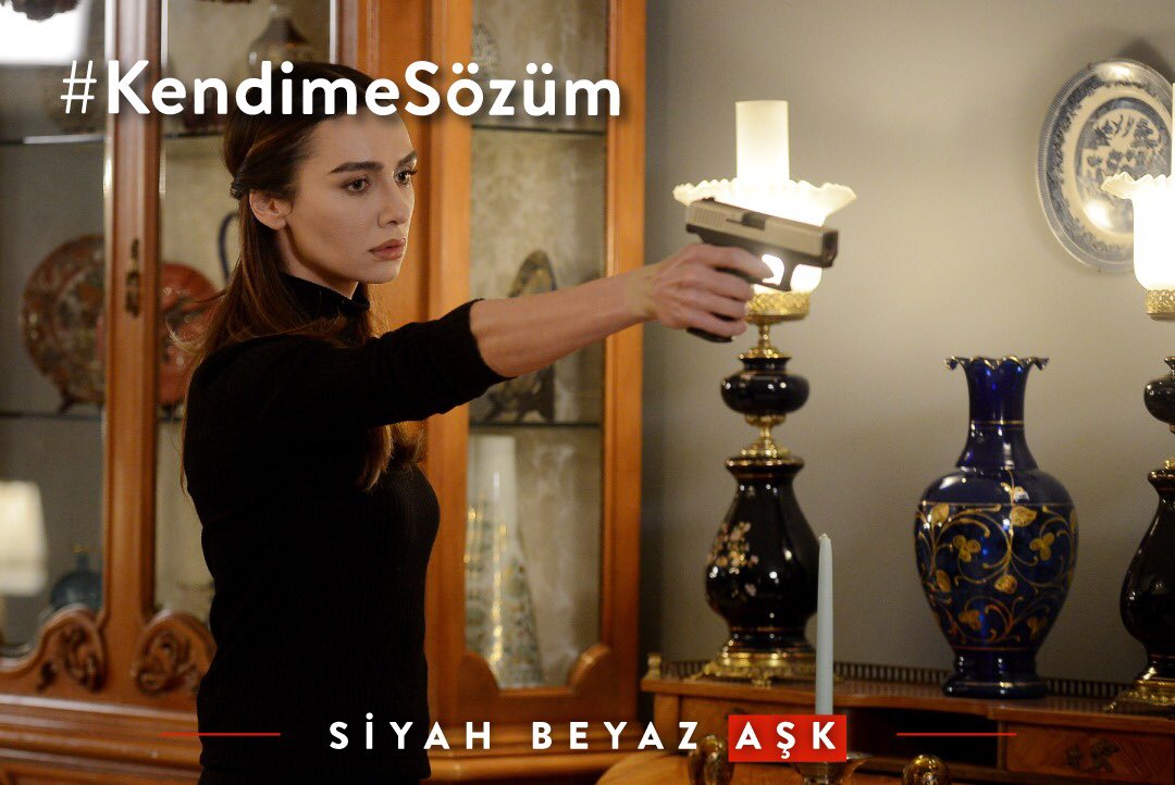 Aslı silahı kime doğrultuyor? #KendimeSözüm #SiyaBeyazAşk
