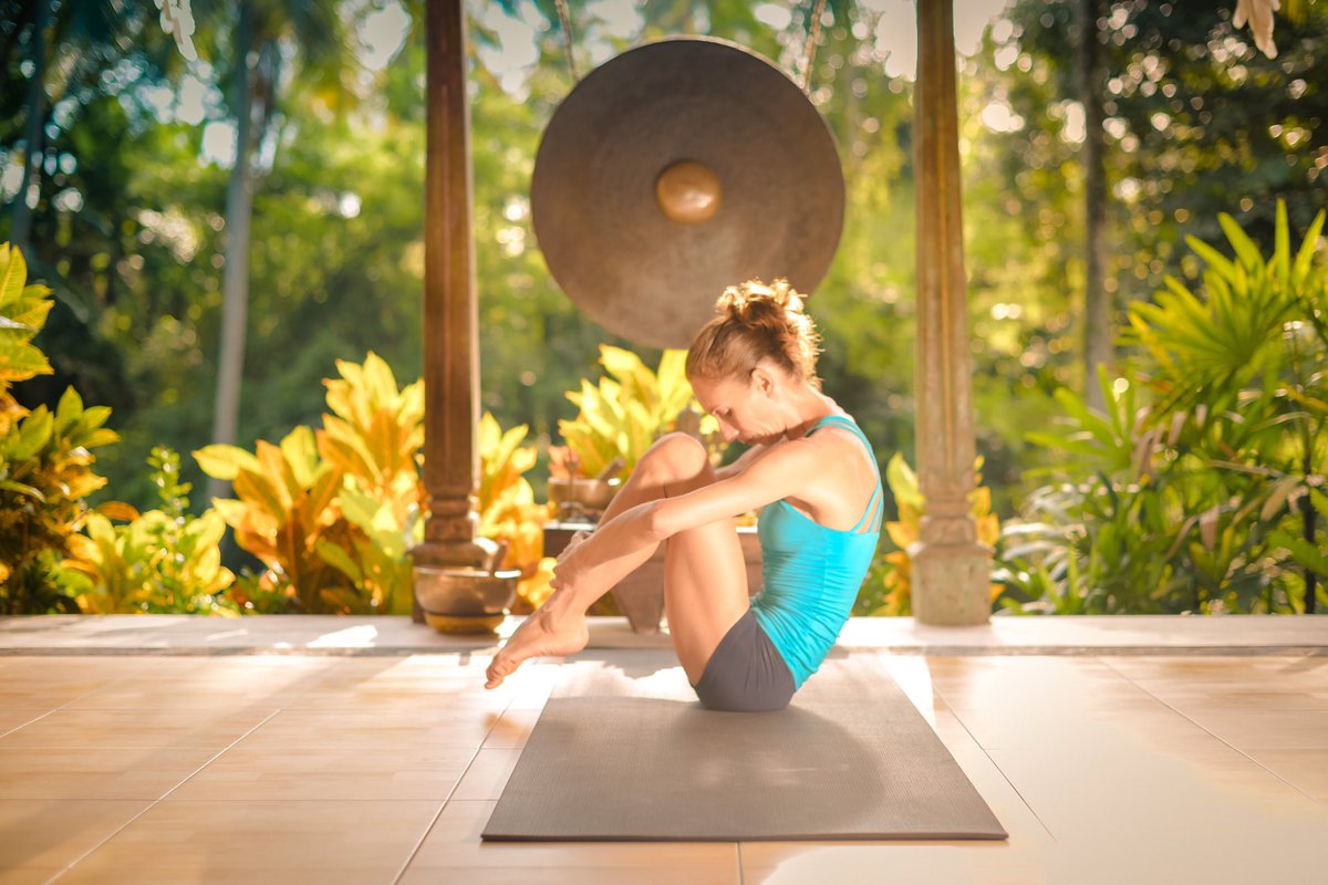 pilates_video's tweet photo. #marchmatness2018 #rollingback quinto esercizio di #Contrology https://t.co/6kRxTaPSud