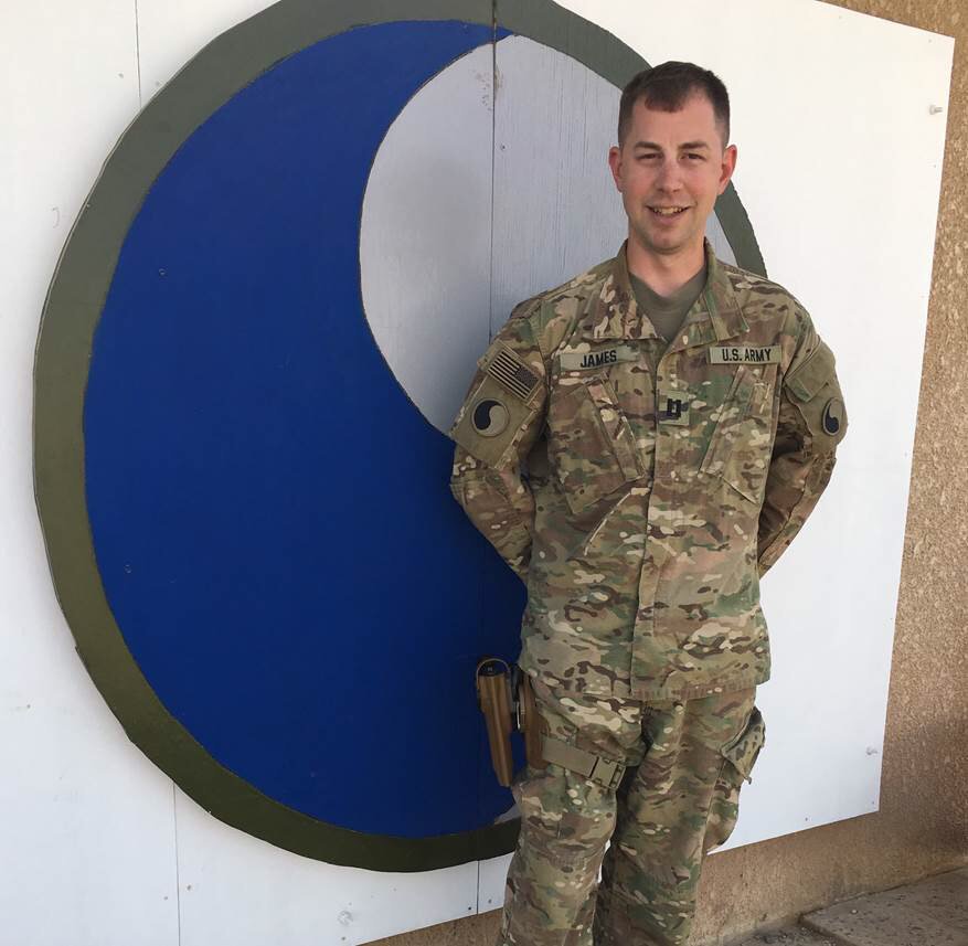 DonsNation's tweet image. Today we welcome back to campus history teacher Capt. Steve James '06, who returns to Loyola after being deployed on active duty for over a year. Thanks for your service, and welcome home!!!!! #Man4Others @LoyolaDons @A_Day_Loyola