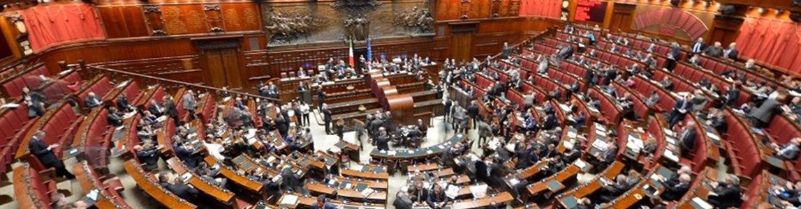 SapienzaRoma's tweet photo. Le #donne, la Costituzione e la politica: convegno, spettacolo teatrale "Figlia di tre madri" e concerto di #MusaCoro (gio #8marzo, 15.00) https://t.co/0AM72UV9fm #Dscr_Sapienza https://t.co/2buYqB2Pin