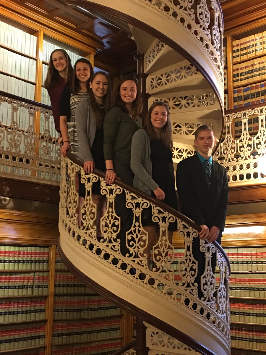 rlibolt's tweet photo. CPU Students visiting State Capitol Library. @CPUSchools https://t.co/vkIzPwORNd
