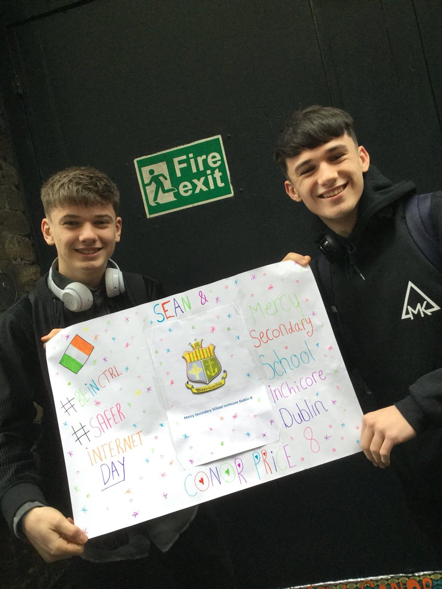 ALPSB0304's tweet photo. @Webwise_Ireland @sean_conorprice please please PLEASE PICK MY SCHOOL @mercyinchicore it’d be our dream come true and when we seen yous were picking the winner today everyone in my school was so excited and was praying we win so please pick us😭❤️ #BeInCtrl #SaferInternetDay 😭 https://t.co/FlV170ukEx