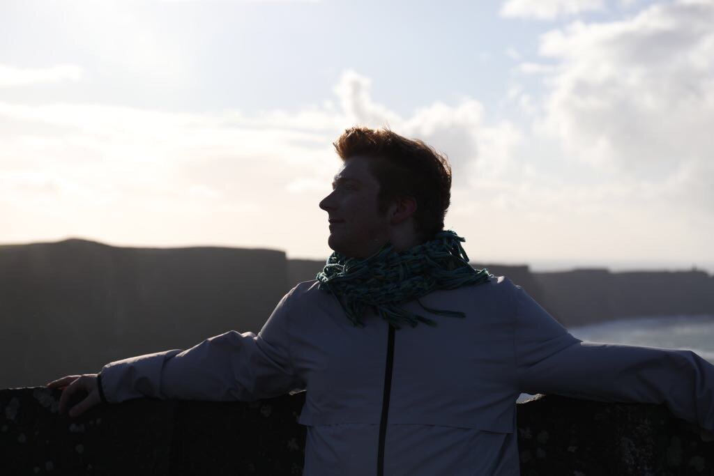 BUSADublin's tweet photo. Thanks to Dillon McGuire from the Spring 2018 DIP group for sharing these photos with us.
The first one was taken at Galway Castle while the second was taken at the Cliffs of Moher #StudyAbroad #Internship #Ireland #Boston #Explore #Castles #Cliffs @BUabroad @BU_Tweets https://t.co/KBFmcctcI1
