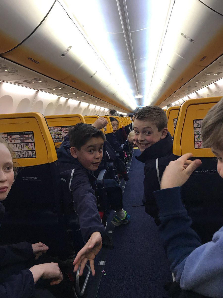 FettesPrepTrips's tweet photo. All aboard! Off to Rome we go. #SchoolTrip #latin https://t.co/xDyhZfpqWt
