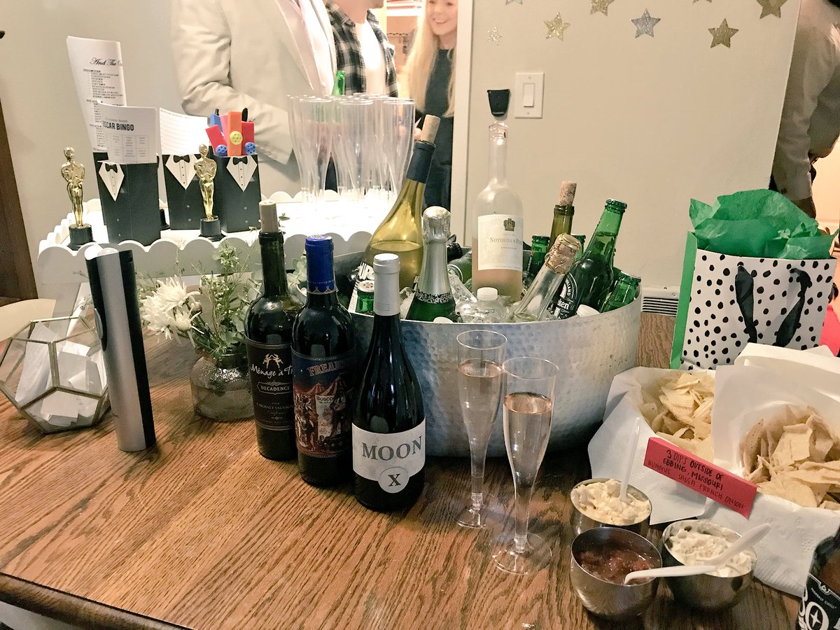 If wine bottles were oscars we’d be like Meryl Streep #oscarparty #oscars #winewinning