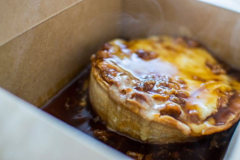 15 mouthwatering pies you can eat in #Wales right now: #BritishPieWeek walesonline.co.uk/whats-on/food-…