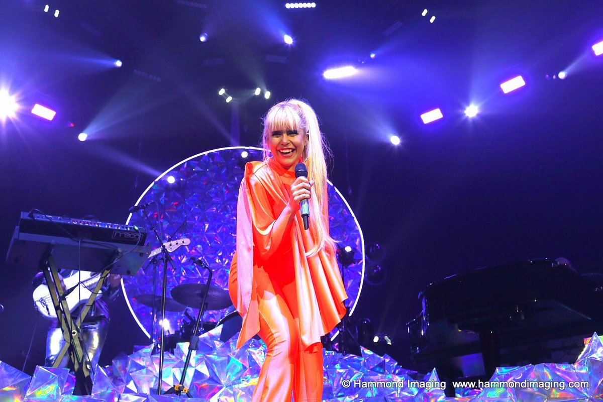 Hammondimaging's tweet photo. Amazing #PalomaFaith in #Nottingham - #TheArchitect So many people looking forward to seeing this star headline at #SplendourFest 2018, we will be in for a fantastic time. https://t.co/K2hI3VqF65 https://t.co/RcMkc9s0gs