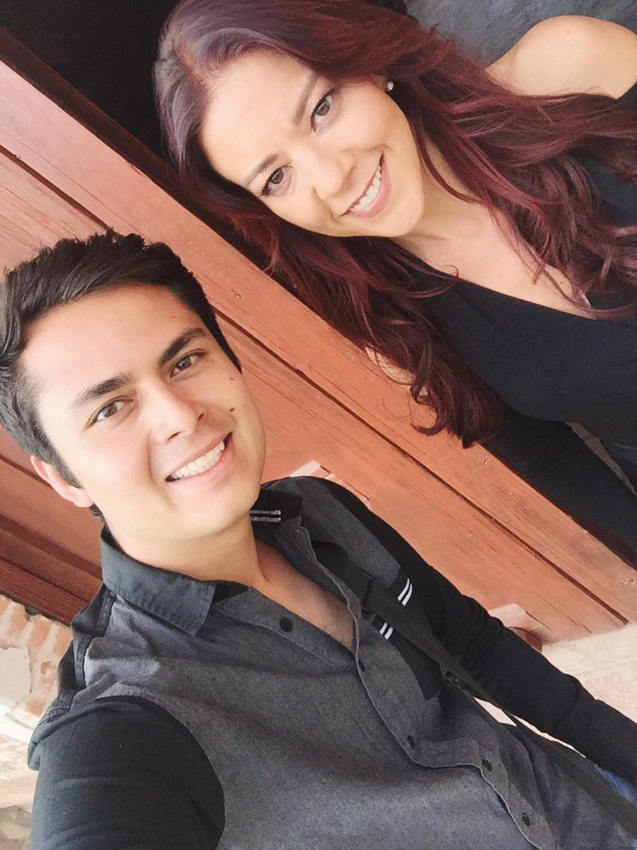 Cesar_Ivan_'s tweet photo. Con la mejor de todas @FernandaCGA #EnemigoIntimo #sicario 🎬😀 https://t.co/Fl04dbmHyb