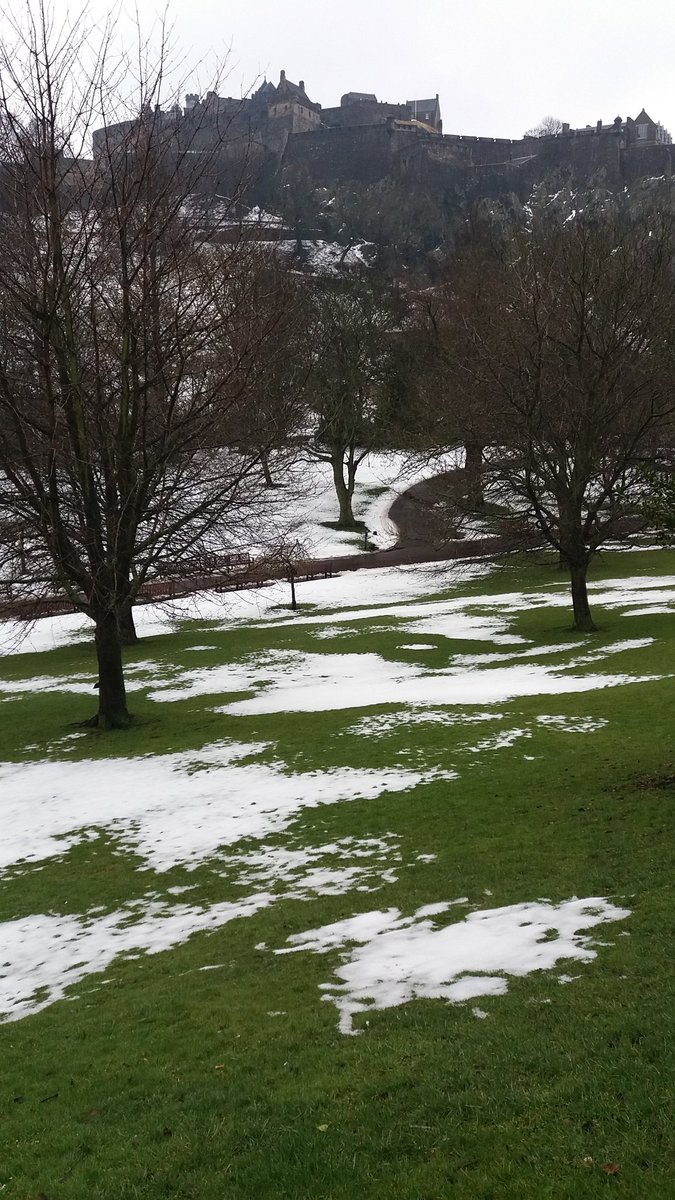 LinkUpScotland's tweet photo. As the #Edinburgh #snow melts, the pretty snowdrops return & business goes back to normal.
Excellent meeting w/ @Edinburgh_CC abt role of #PlaceBased #grassroots #CommunityDevelopment in addressing #HeathSocialCare priorities. Thank you @MaureenChild1
#LinkUpTogether https://t.co/61KeQ3H3vZ