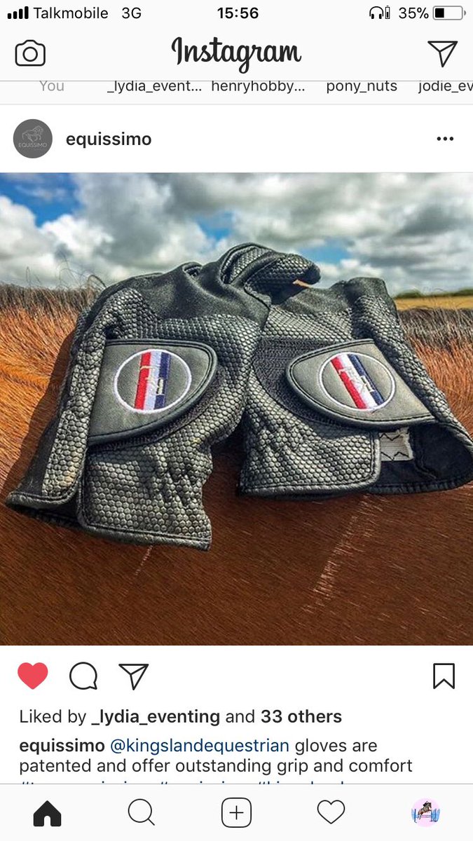 @equissimo stock the most amazing products😱😱 this Kentucky Horsewear rug will keep your horses warm and these @KingslandEq will keep your hands warm!! If you are looking for new kit before the season starts, I would 100% recommend you go to @equissimo #teamequissimo