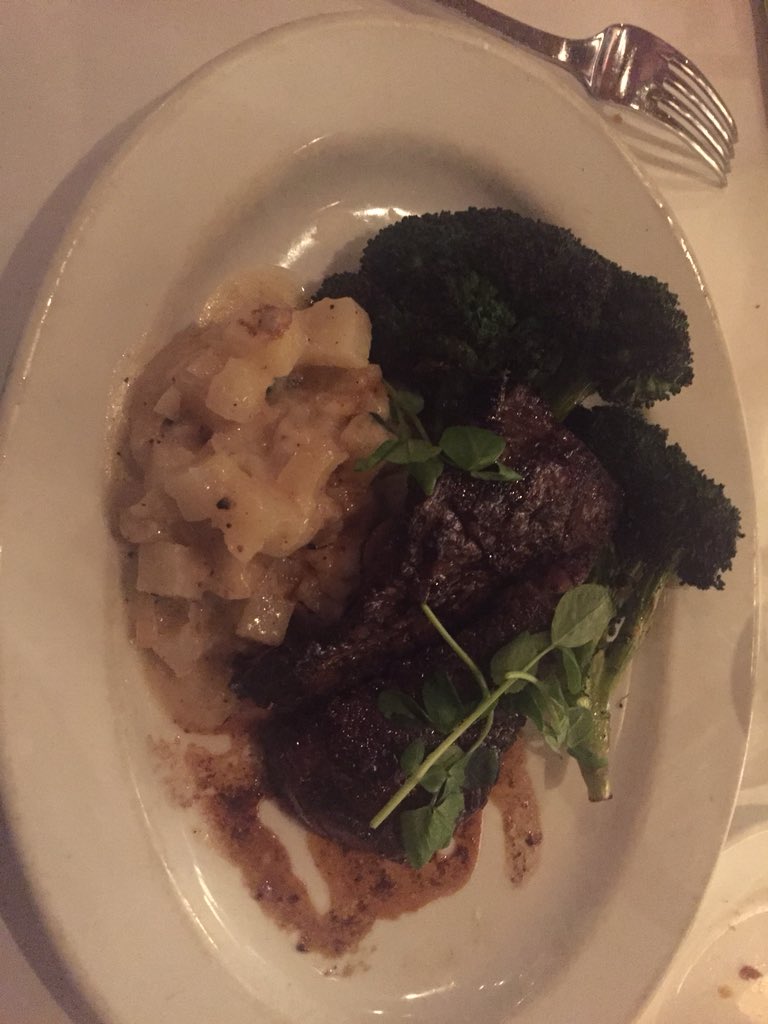JoshRealtorCO's tweet photo. Such a fantastic weekend in #NewOrleans! Great food, good atmosphere, amazing friends! Back to work tomorrow! #NOLA #weekendgetaway #idgoback https://t.co/lAU4E4maVj