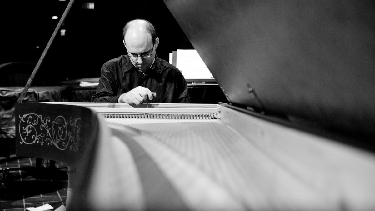 smtdexcel's tweet image. TOMORROW @ 8pm in Britton: A recital by @umichsmtd  faculty member Joseph Gascho!!
Info here: ow.ly/ZTgj30irYUa
#umichsmtd #umichmusic #baroque #harpsichord #a2arts