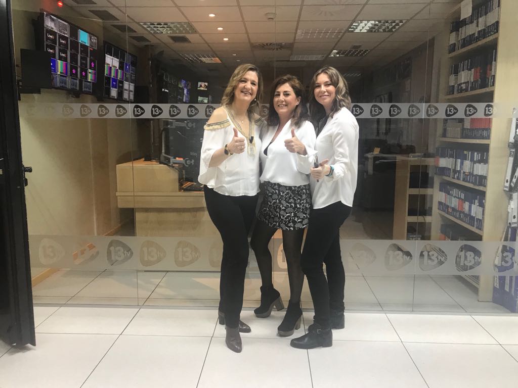 CUERPOLIBRE's tweet photo. Cuerpo Libre en @DejateTV hablamos de imagen, belleza y cómo adelgazar para que en verano presumas de cuerpo! Con María José Peláez y Teresa Sánchez Letona! 🎥 https://t.co/5pEvk06Byl