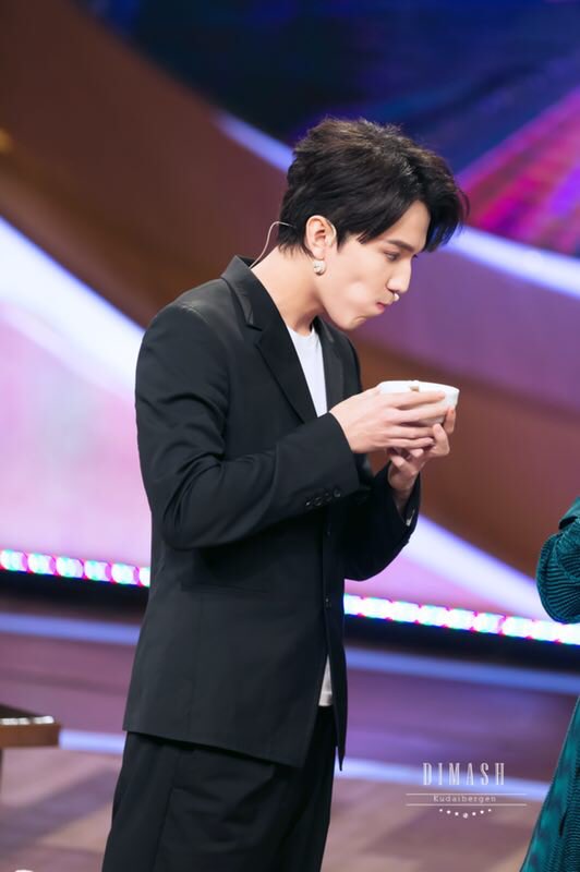 ColinByy's tweet image. Long time no see🌈