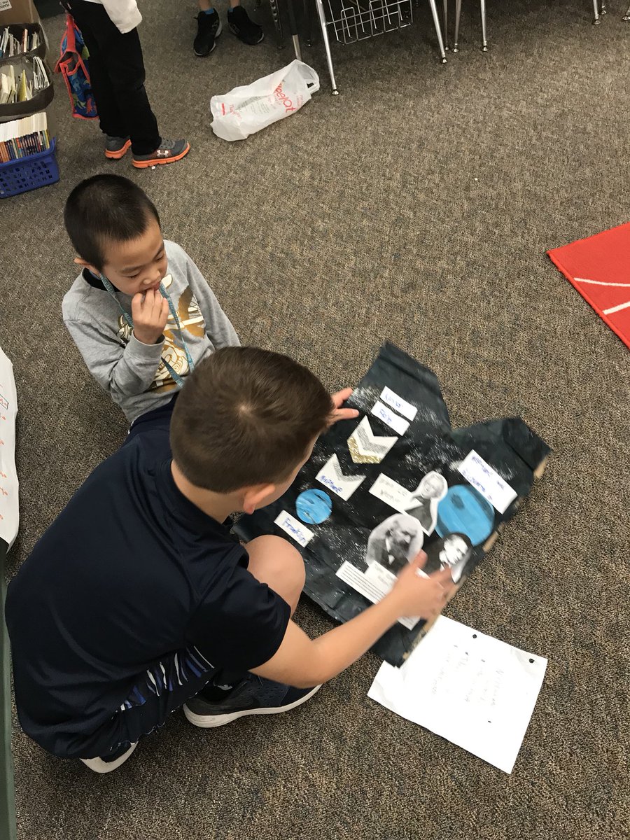 harty0506's tweet photo. Showcasing our planet vests with our kinder buddies. #gRAEtminds @RAEinKaty https://t.co/VRVsbeYPpv