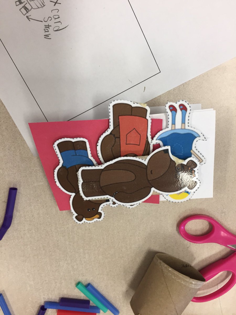 Angelucci_1st's tweet photo. Building Goldilocks a bed! #steamexpo2018 https://t.co/P6MPW9Mh7i