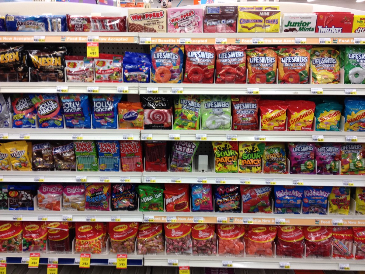 HSpopdisplay's tweet photo. Sweeten up your shelves with our EZ Load shelving system to make sure your candy stays organized. 
@StopandShop @acmemarkets @Target @raleys @meijer 

Ready to #organize your shelves? https://t.co/YNPdTNsVFh
#supermarketmarketing #marketing #shelving https://t.co/j7n9jnlL9b