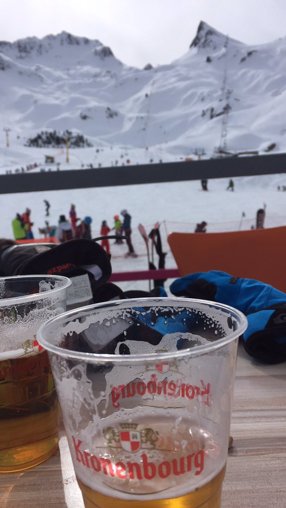 MathieuBetard's tweet photo. De retour sur les pistes pour la troisième fois de l'année ! ❄️🎿 https://t.co/UQzNTSyYRW