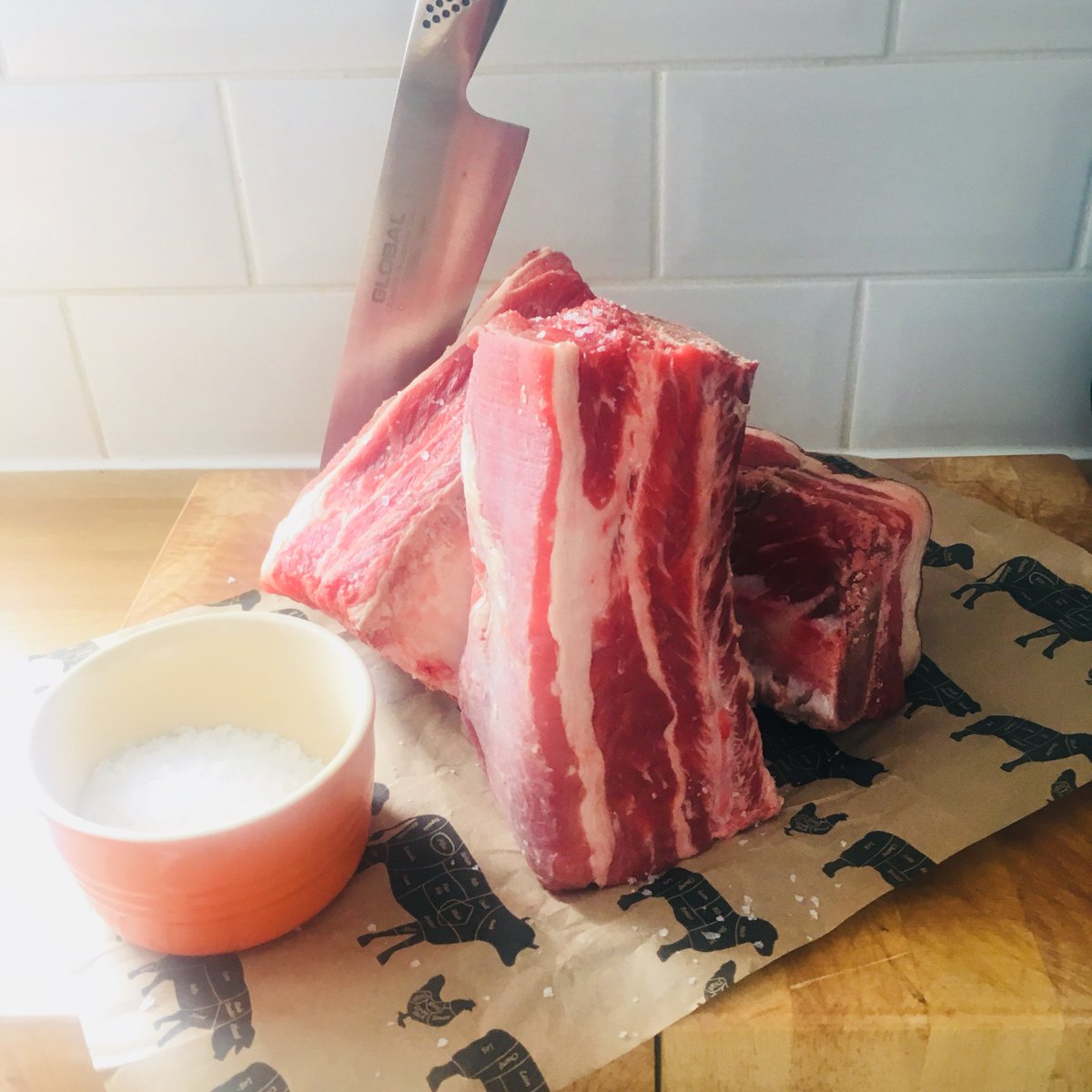 bagelsandbeets's tweet photo. Korean beef bagel hitting @CafeBeermoth this friday night, thanks @frostybutcher for the beautiful short-rib https://t.co/9KnkQKyAFT