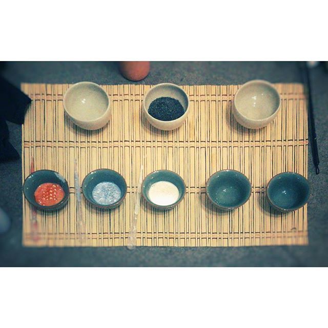 atlante83's tweet photo. Las armas de @cristina_jaen
🎨
🎨
🎨
#arte #art #pinturas #pintura #pinturasobretela #cristinajaen #painting #paint #ciencia #handmade #womanartist #woman #scientific #science #madrid #threeonesstudio #threeones #sustainablefashion #slowfashion #showroom #japanese #inspiration … https://t.co/KPSGwTvOlY