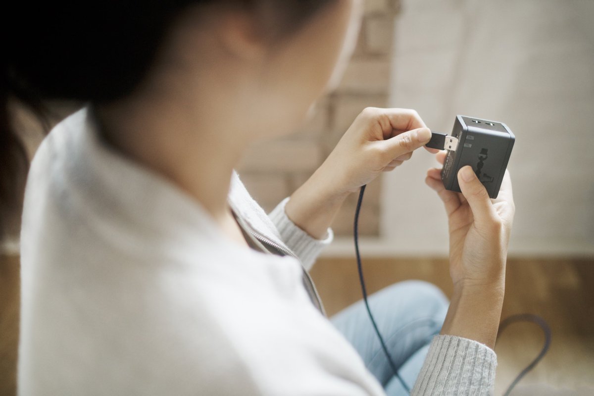 LCIBrands's tweet photo. International travelers almost always need an adapter or converter to use their electronics overseas. Provide your customers with destination-specific adapters or all-in-one kits, and get 7% off all electricals when you use code ELECTRICALS18! https://t.co/Cp10xMXP56 https://t.co/bVrQvlKRnC