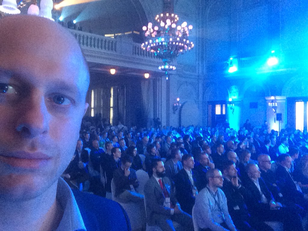 ssnurssla's tweet photo. Representing the voice of innovation: Just before my talk at the #Future of #education at @SUCzechSummit @singularityu #singularityUCzechSummit #edtech #lifelonglearning @Lifeliqe #lifeliqe #ARVRinEdu #xRinEdu https://t.co/tm59wvn6OR