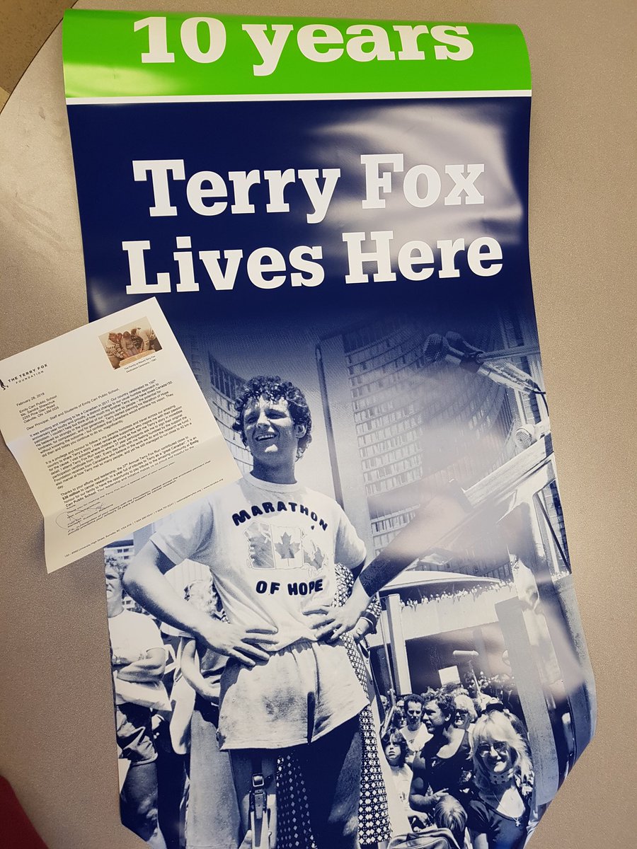 EmilyCarrHDSB's tweet photo. Thank you to the EC community for supporting The Terry Fox Walk over the years. We are so proud to receive the 10 year banner.  @TerryFoxCanada https://t.co/odvN0Abv2F