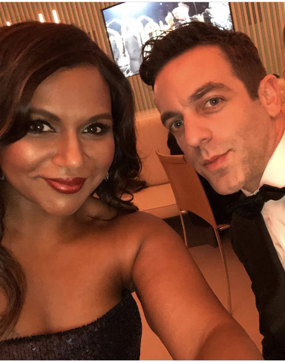 masterdesigninc's tweet image. I believe in love again. Oh @mindykaling and @bjnovak #SoupSnakes #bff #oscars 😍
