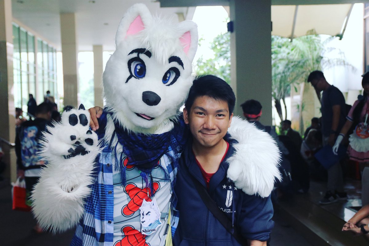 shiroux12's tweet photo. Event comifuro x xD 

#comifuro #comicfrontier #comifurox #comifuro10 #fursuiter #fursuit #cosplay #cosplayanime #furry #furryfandom https://t.co/Lyh7uXa90v