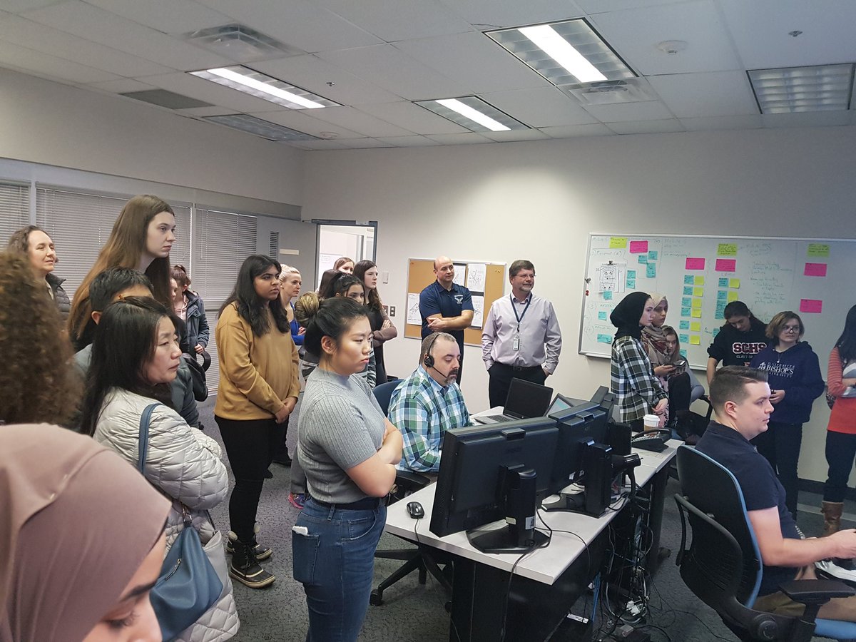 i_am_candace_c's tweet photo. Female students from @OCDSB visiting @navcanada to learn about careers in aviation. #elivateaviation #allpathways https://t.co/sRKiQx5rNC