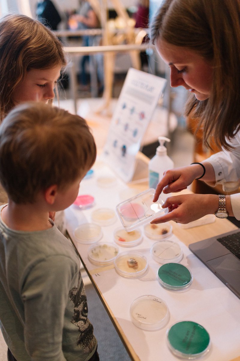 UAC_UU's tweet photo. This year, UAC will bring #AntibioticResistance to the biggest #outreach event in Uppsala @SciFestUppsala !! Come and learn with us about what this problem is, how does it work and why is it important in a very fun and dynamic way. https://t.co/VezctCsdVs
