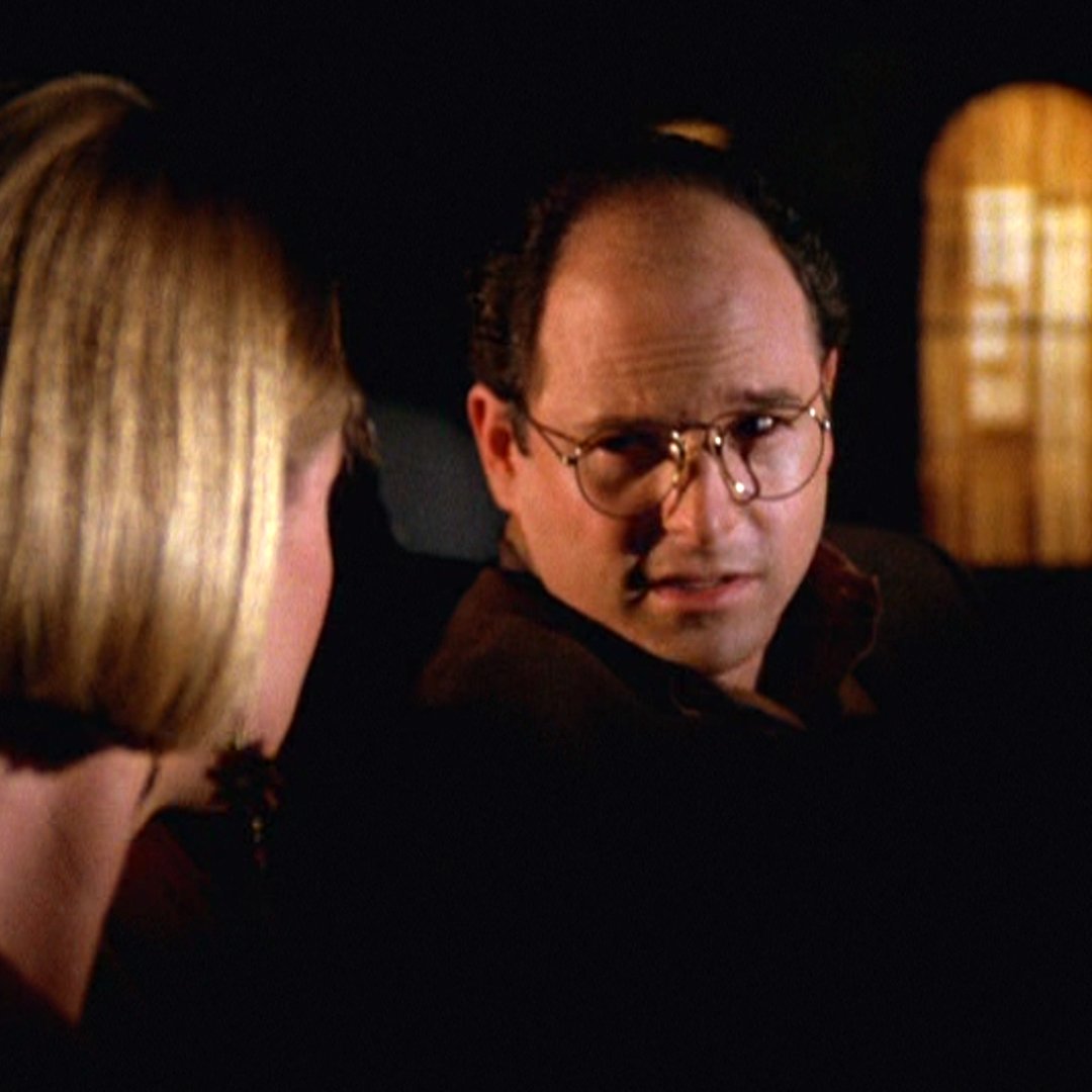 Standard? Is Ted Danson’s deal standard?  “The Wallet” tonight on #Seinfeld! https://t.co/zfHqtgib64