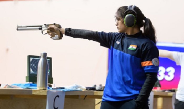 Ritzytechnology's tweet photo. WAY TO GO OUR GOLDEN GIRL!!
16-year-old #ManuBhaker wins Gold medal in Women's 10 m #AirPistol in #ISSFWorldCup in Mexico's #Guadalajara
#ISSFWC by #IndEmbMexico https://t.co/bHIsDgDOpC